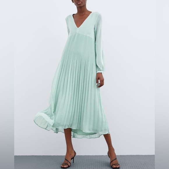 Zara Dresses Zara Pleated Maxi Midi Mint Boho Dress Poshmark